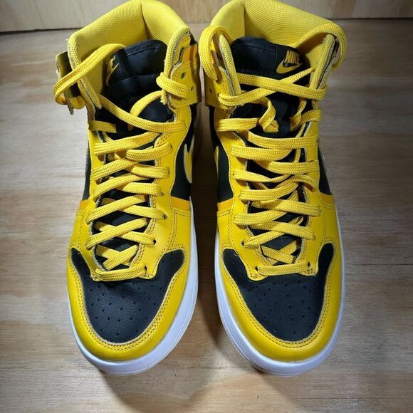 Nike Dunk High Up Varsity Maize Yellow and Black Sneakers Women’s Size 9 - Picture 2 of 11